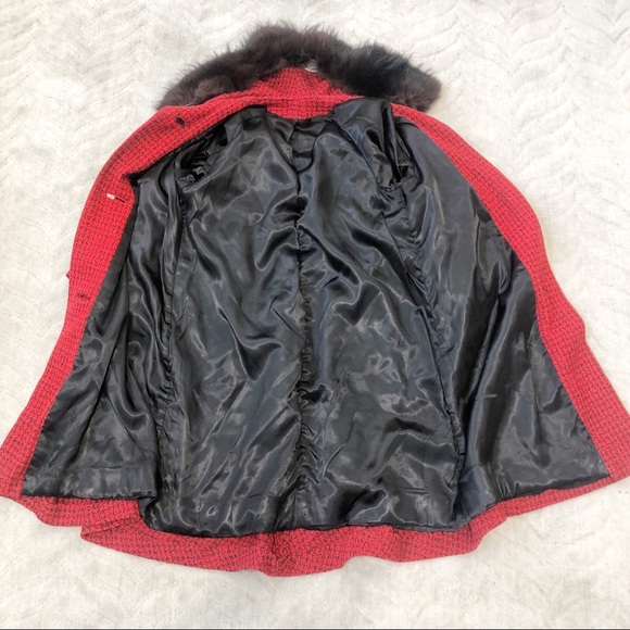 Vintage Red Coat Dark Fur Collar Women M Oversized - Picture 8 of 11